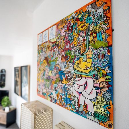 Artistic Stunning Apartment City View Londonderry Eksteriør billede