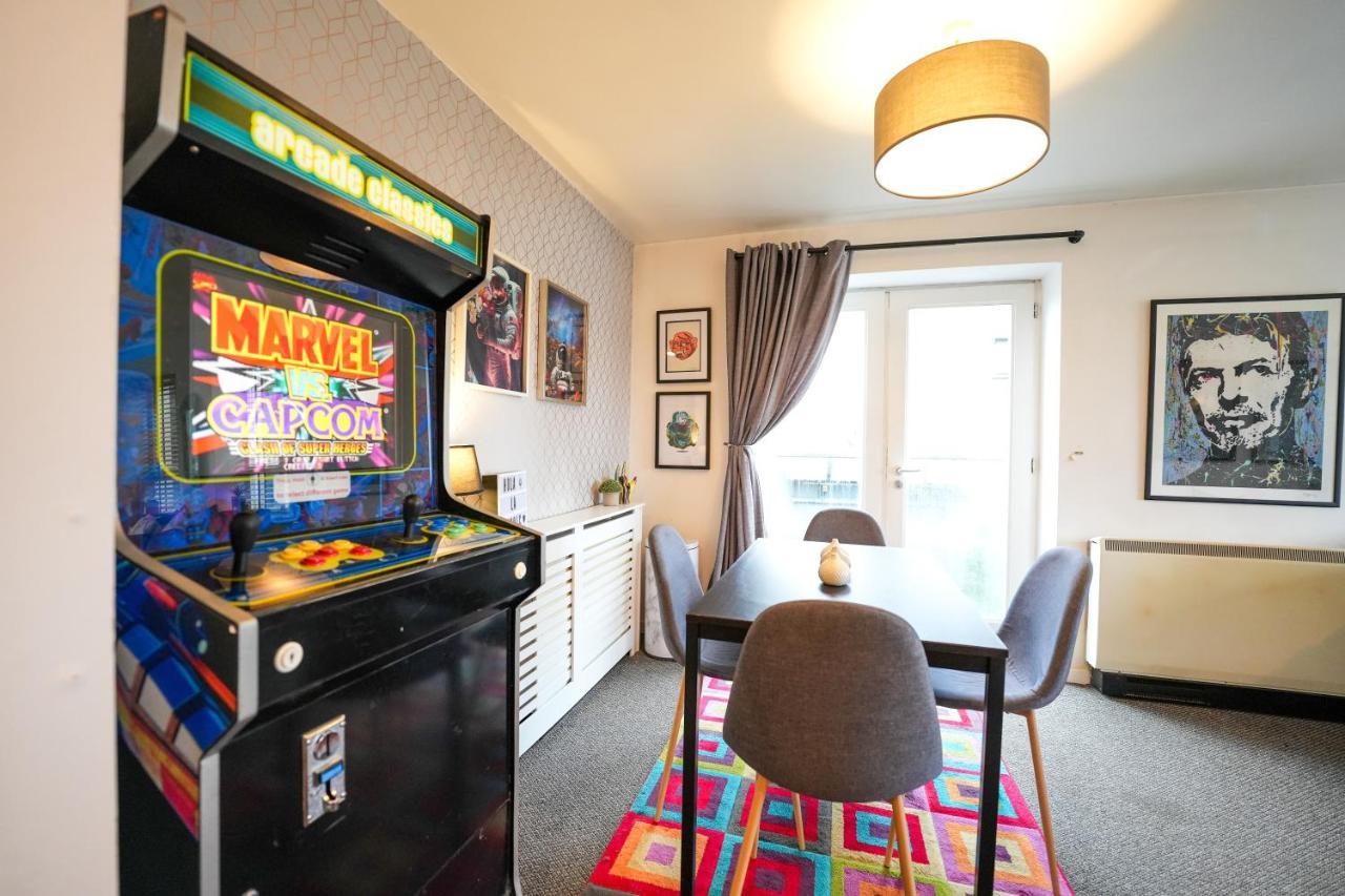 Artistic Stunning Apartment City View Londonderry Eksteriør billede